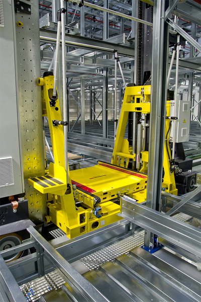 Container stacker stereoscopic warehouse